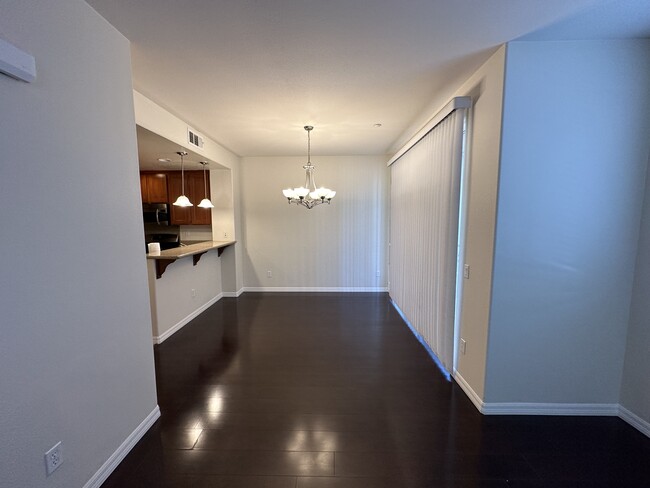 2nd floor dining room area - 22919 Mariposa Ave