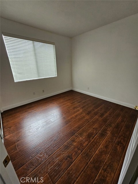 Building Photo - 5800 Oakdale Ln