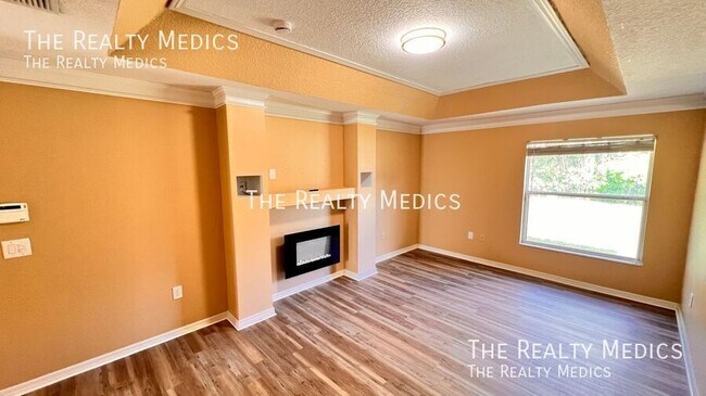 Building Photo - 1481 Woodfern St