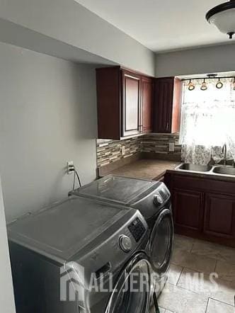 Building Photo - 7 Logan Ct