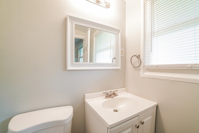 Building Photo - 8501 E 91 St