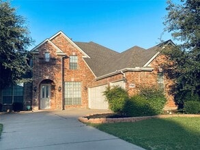 Building Photo - 709 Mandalay Bay Dr