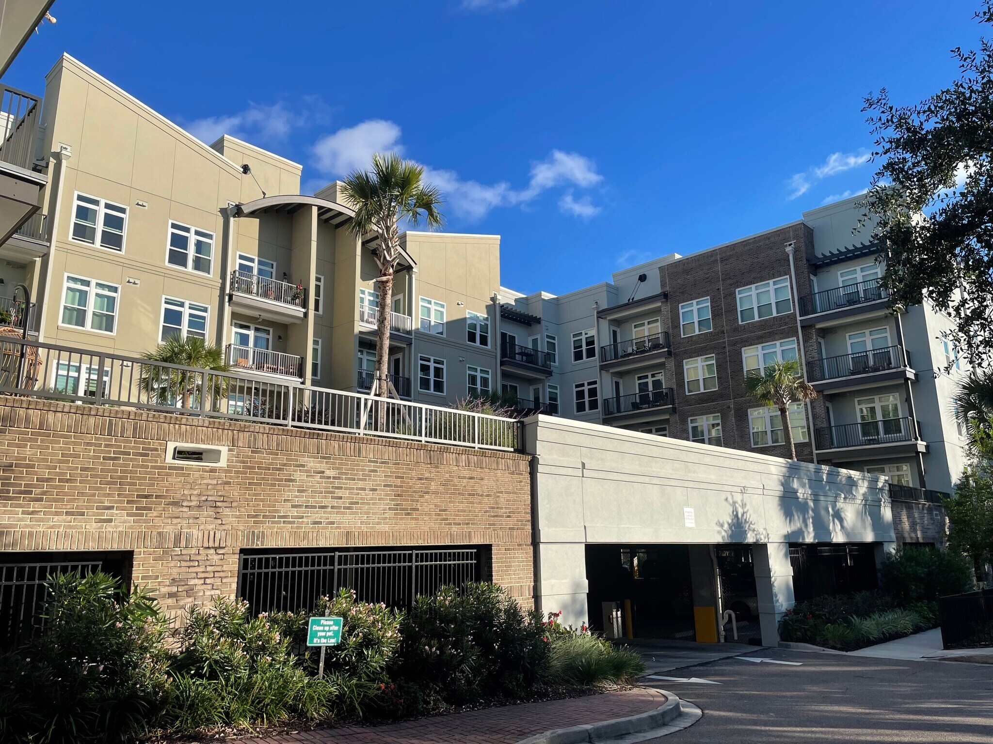Courtyard and parking garage - 145 Pier View St