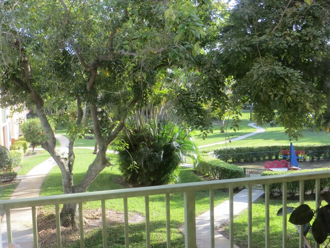 Building Photo - 123 Yacht Club Way