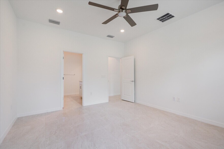 Building Photo - 2357 Gabel Oak Dr