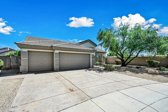 Building Photo - 6401 E Waltann Ln