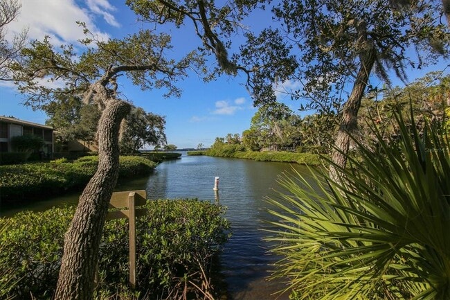 Building Photo - 1628 Boathouse Cir