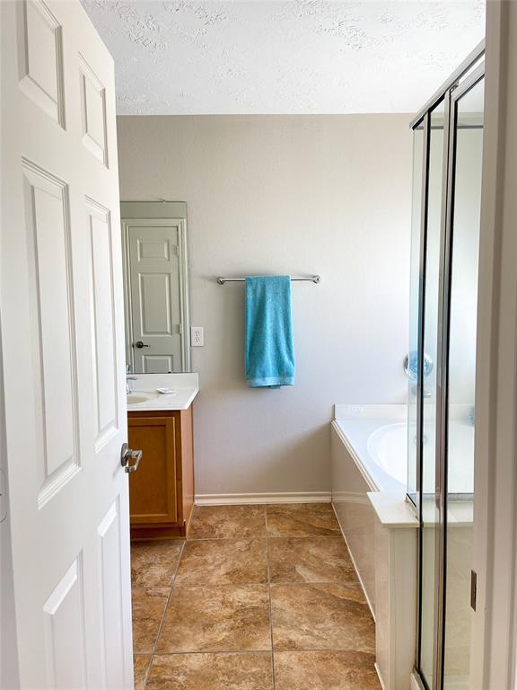 Building Photo - 27 Whitekirk Pl