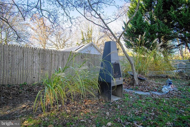 Building Photo - 9 Academy St