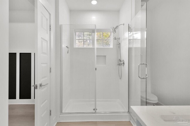 Building Photo - 17 N L St