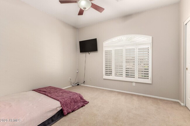 Building Photo - 2043 W Periwinkle Way