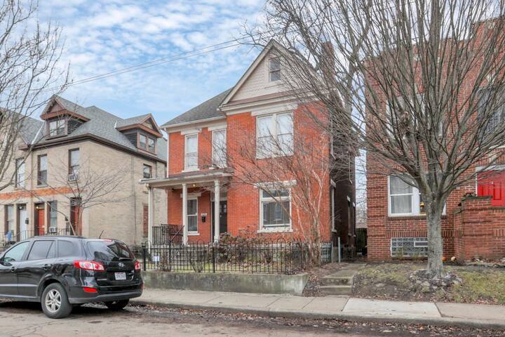Building Photo - 839 Oak St