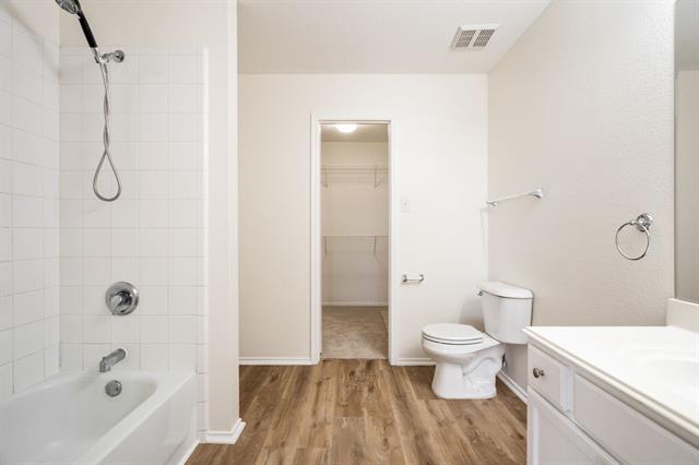 Building Photo - 1626 White Oak Rd