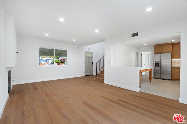 Building Photo - 12024 Alberta Dr