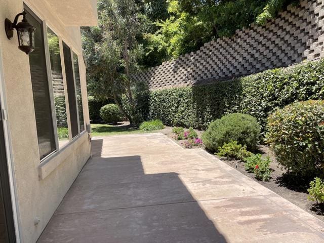 Building Photo - 1180 Monterey Pl