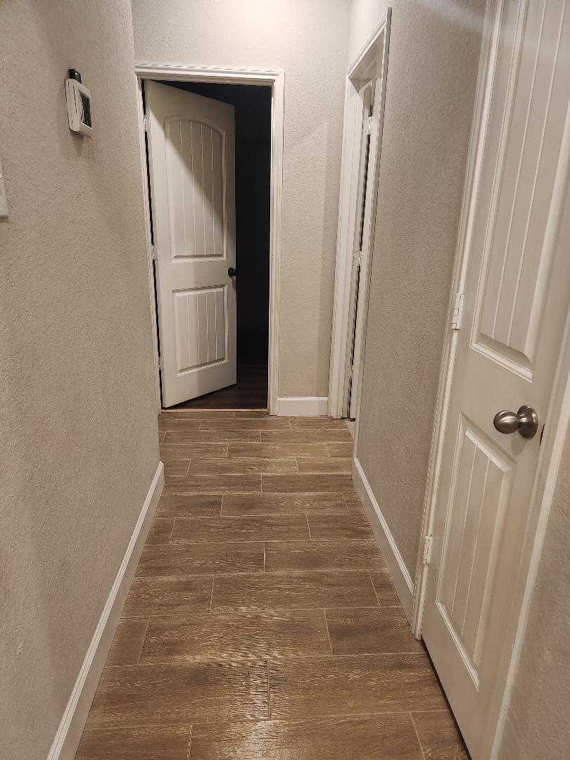 hall - 5022 Brewcastle Ln