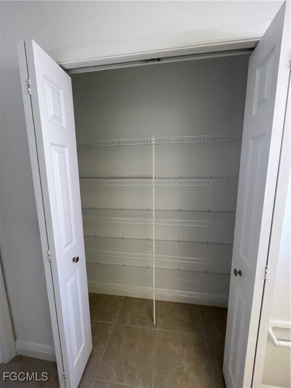 Building Photo - 609 SW 43rd Ln