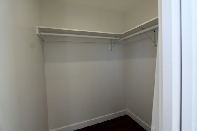 Building Photo - 2924 32nd St