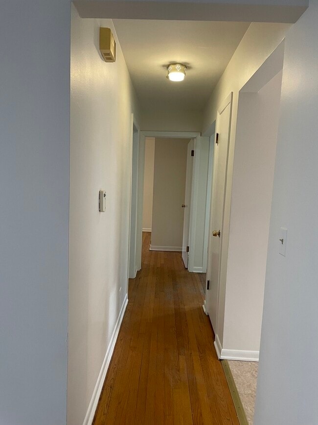 Building Photo - 4650 N Central Ave