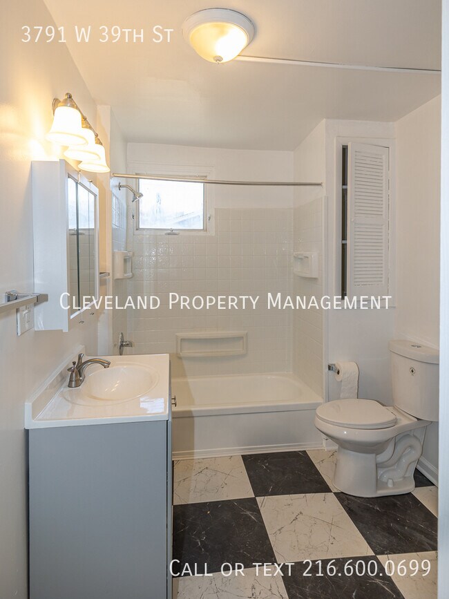 Building Photo - 3791 W 39th St