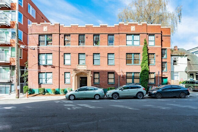 Building Photo - Consulate