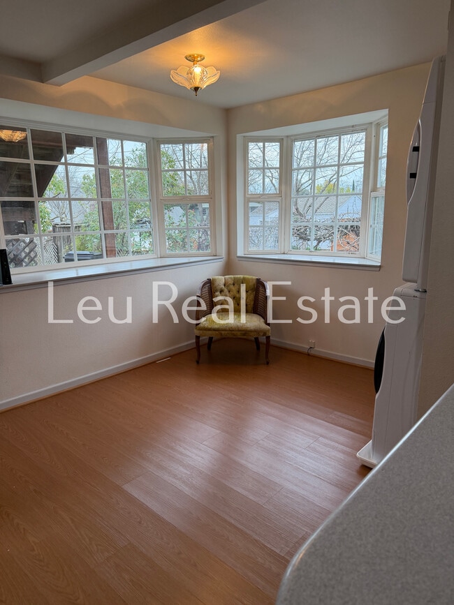 Building Photo - 400 El Dorado Ave