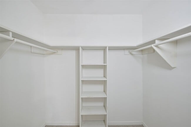 Building Photo - 17547 Monsoon Ct