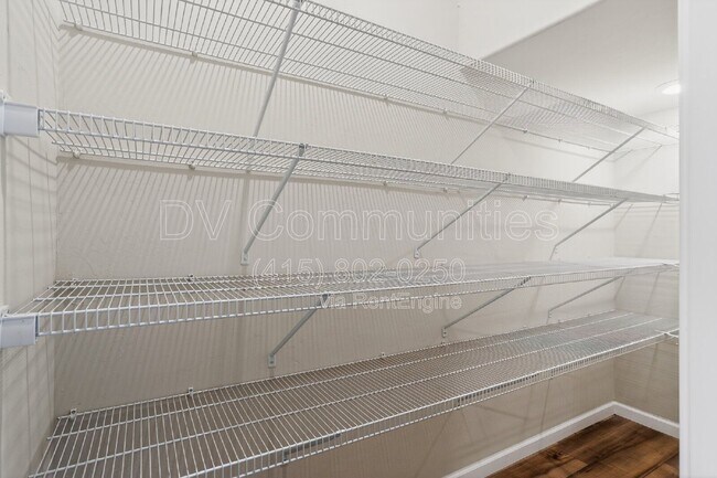 Building Photo - 1712 Amaranth Ln