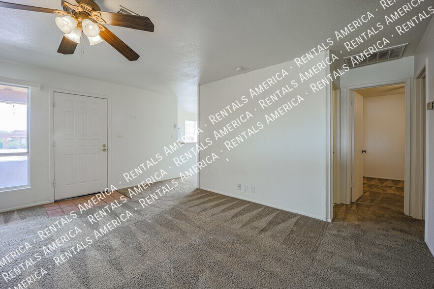 Building Photo - 317 W Hononegh Dr
