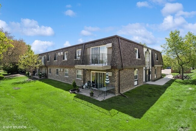 Building Photo - 620 Trace Dr