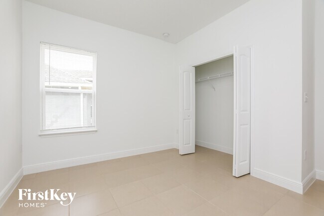 Building Photo - 1293 N Platte Ct