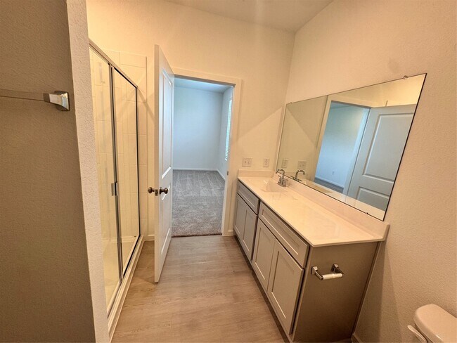 Building Photo - 25577 Balsamroot Dr