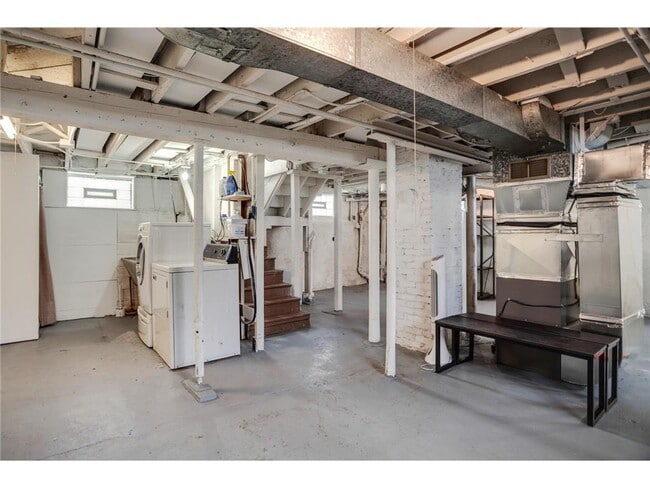 Building Photo - 3521 Girard Ave S