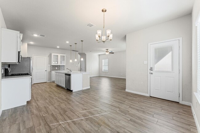 Building Photo - 1214 Mira Mar Ct