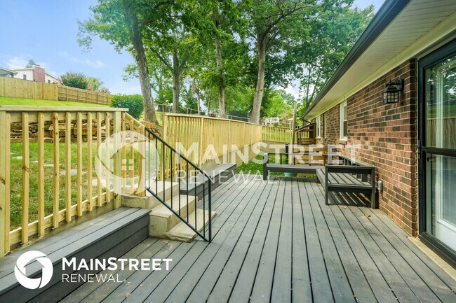 Building Photo - 2717 Windsor Forest Dr