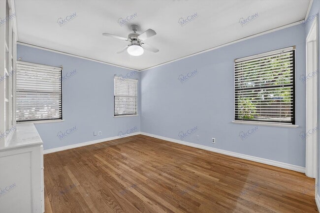 Building Photo - 3550 Ainsworth Dr