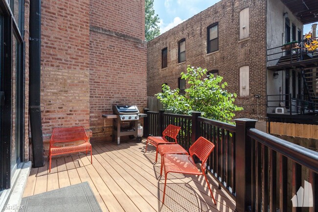 Building Photo - 2 br, 2 bath Condo - 1750 N Wolcott Ave