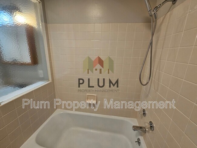 Building Photo - 200 Eddy Ave