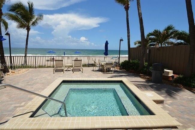 Building Photo - 3800 Galt Ocean Dr