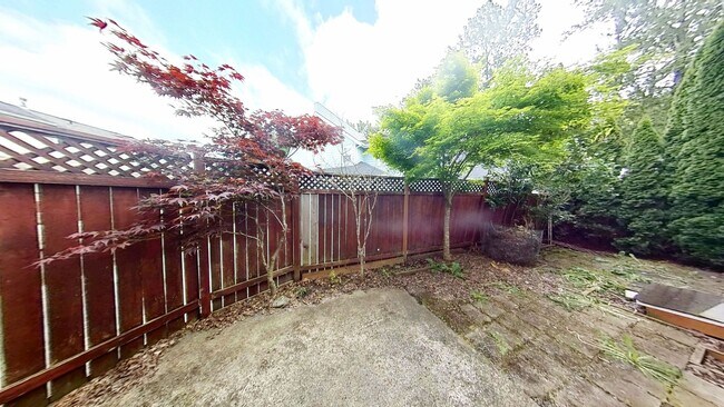 Building Photo - RENT SPECIAL! $500 OFF OF FIRST MONTH! 3 Bedroom, 2.5 Bath in the Cordata/Meridian Area!