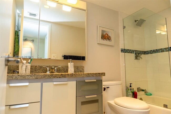 Building Photo - 3140 S Ocean Dr