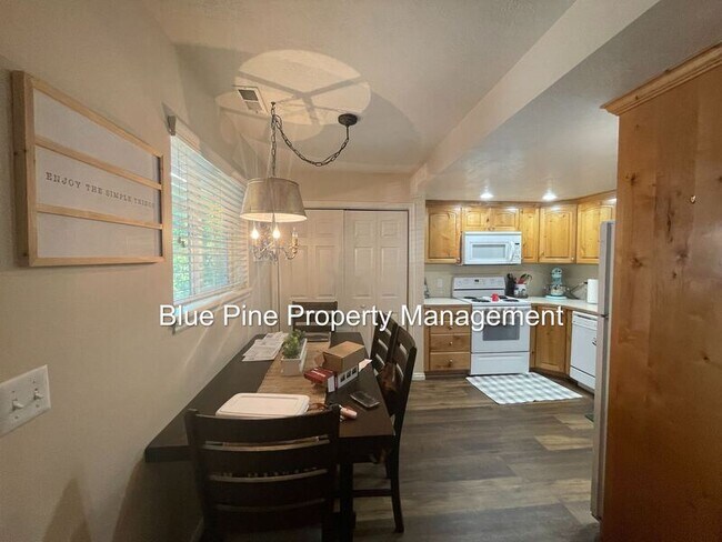 Building Photo - 577 Legacy Ln