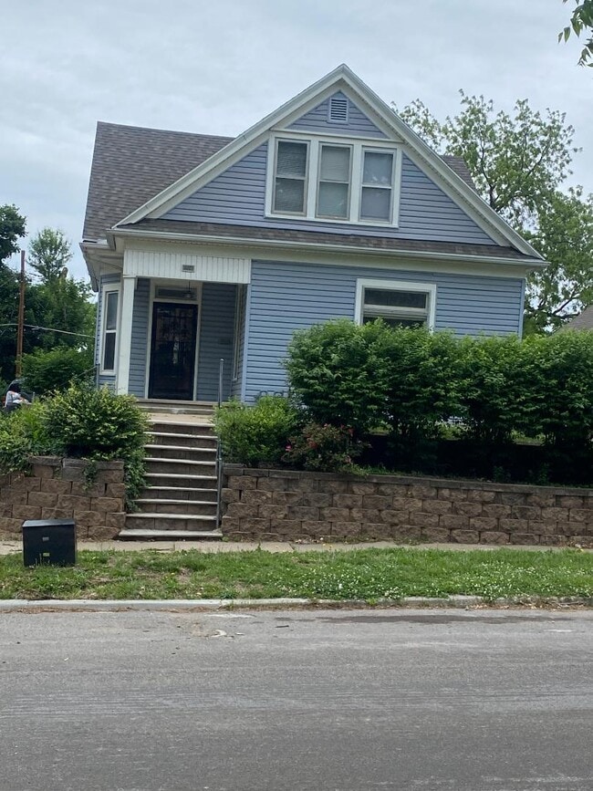 Primary Photo - 3003 Jules St