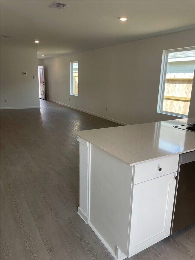 Building Photo - 5618 Shelford Birch Dr