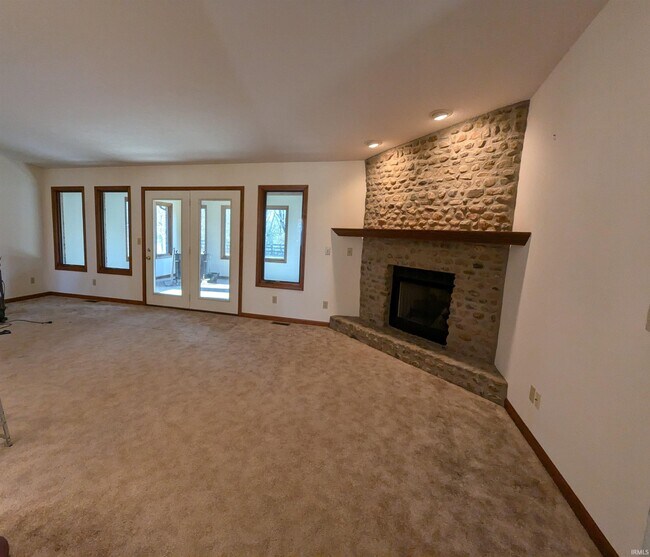 Building Photo - 4400 50 E