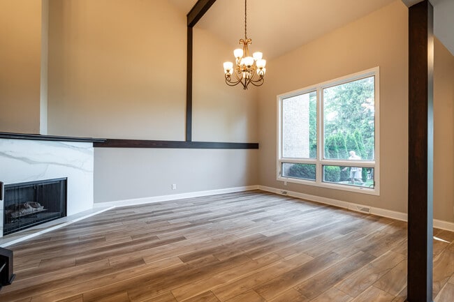 Building Photo - 12804 N Colony Dr