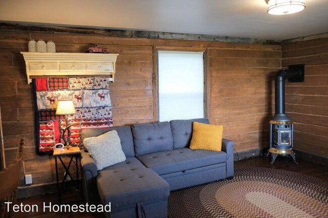 Building Photo - 1 br, 1 bath House - 5415 West 3000 South