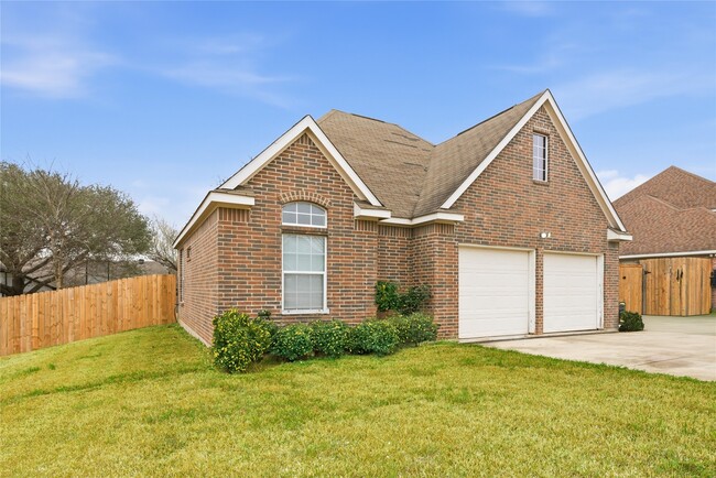 Building Photo - 13262 Lake Breeze Ln