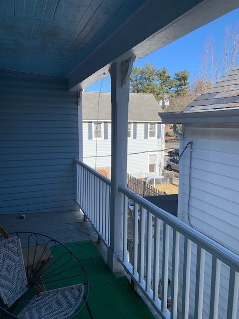 Building Photo - 60 Buttonwood St