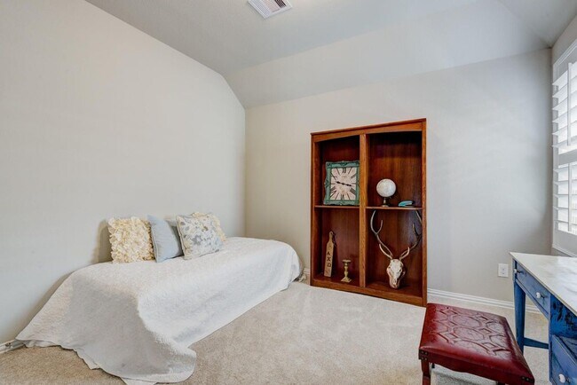 Building Photo - 29809 Woodsons Edge Way